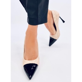 Chanelkikikiki Sheltoni Beige höga klackar 1