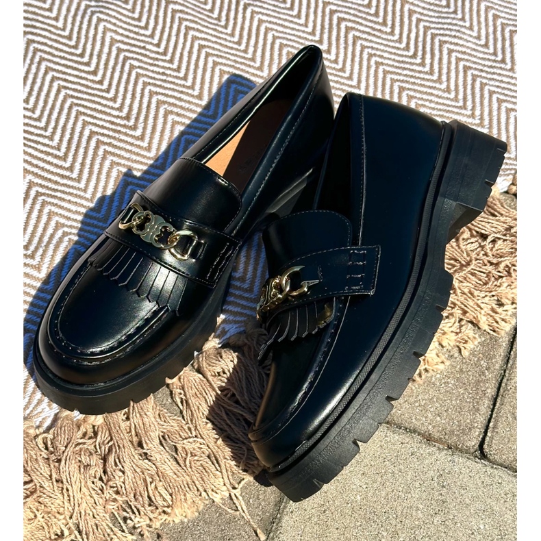 PH2 Eko-lädermockasiner för kvinnor med gulddekoration, svart Zanita 1