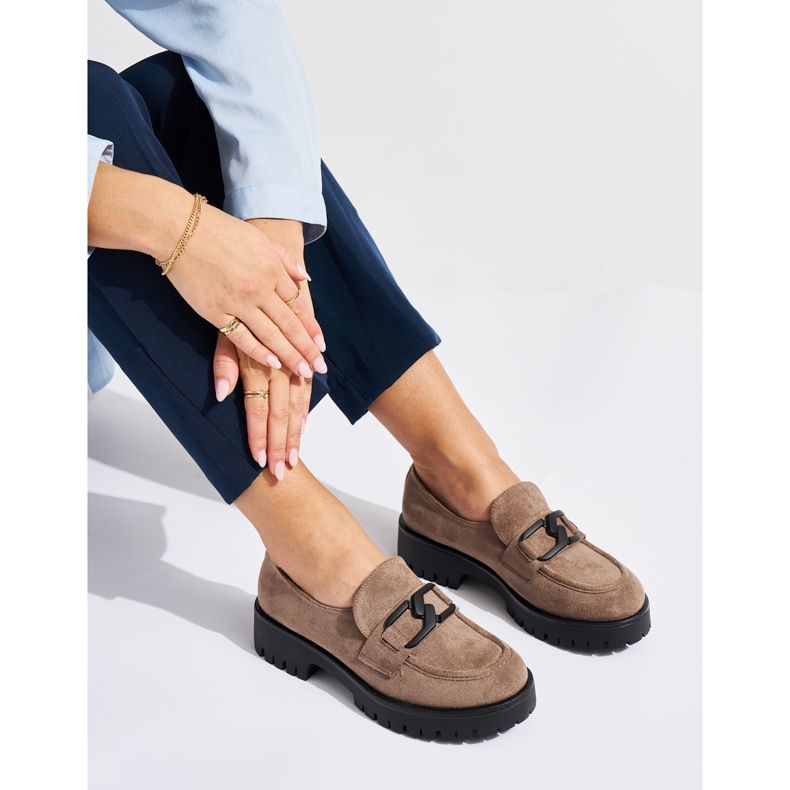 Loafers i beige mocka för damer 1