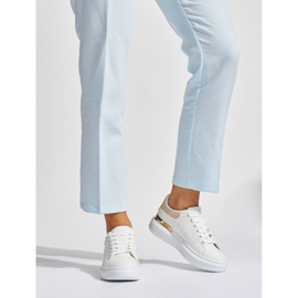 Vita klassiska sportskor 1