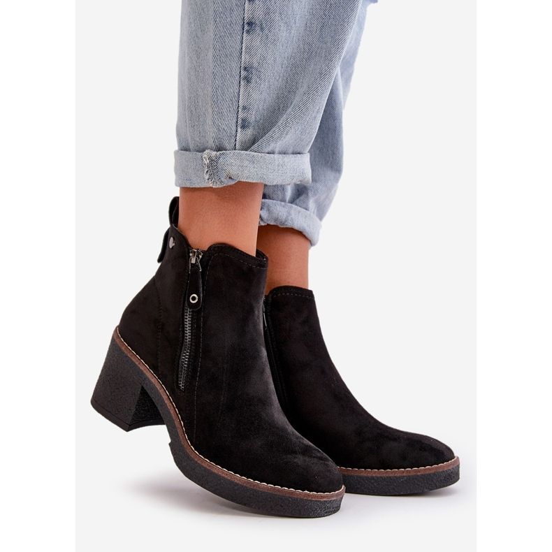 Isolerade ankelstövlar för kvinnor gjorda av ekomocka, svart velarilla 1