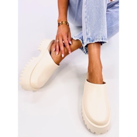 Ernest Beige skumträskor 2