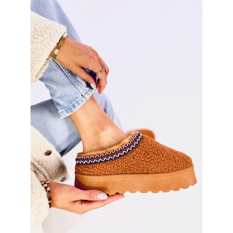 Korta snökängor med Lamb Camel brun 1