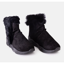 Svarta isolerade sneakers med Lara-kilar 1