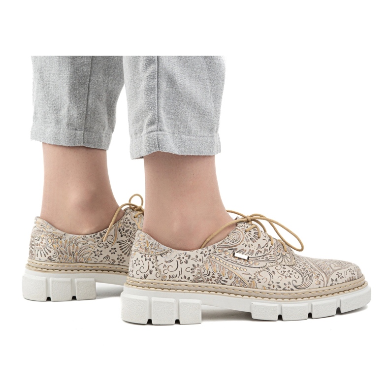 Olivier Skinnskor för kvinnor med tjock sula, blommor 1134, beige 2