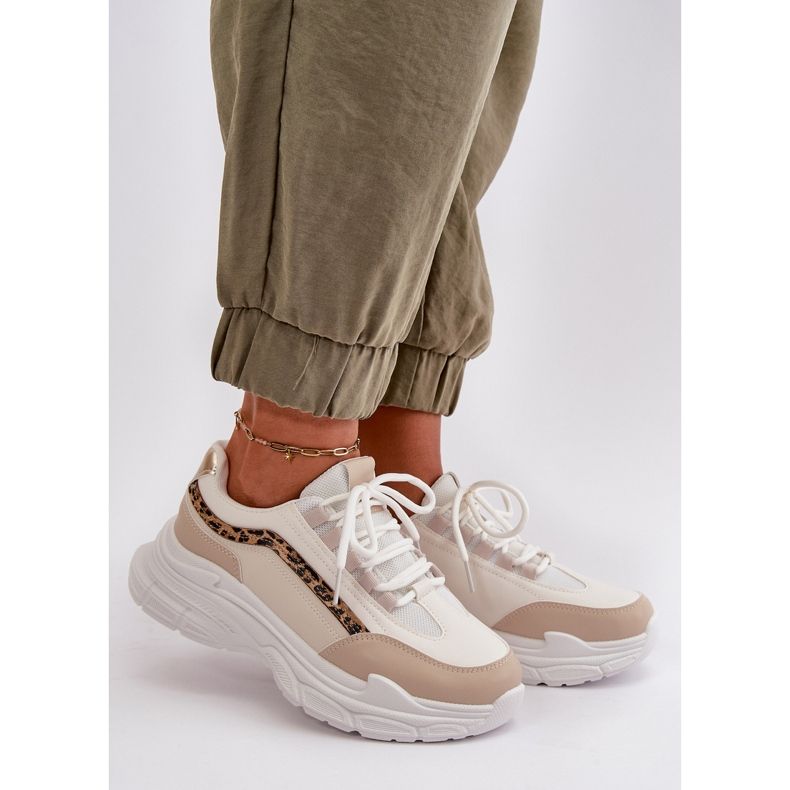 Beige Dam Sneakers Sportskor På En Tjock sula Lerila 1