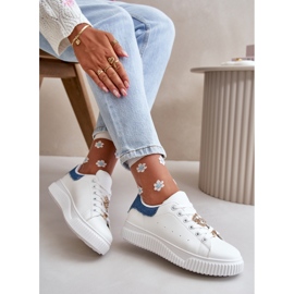 Låga eko-läder-sneakers med vita och blå Cillione-nålar 2