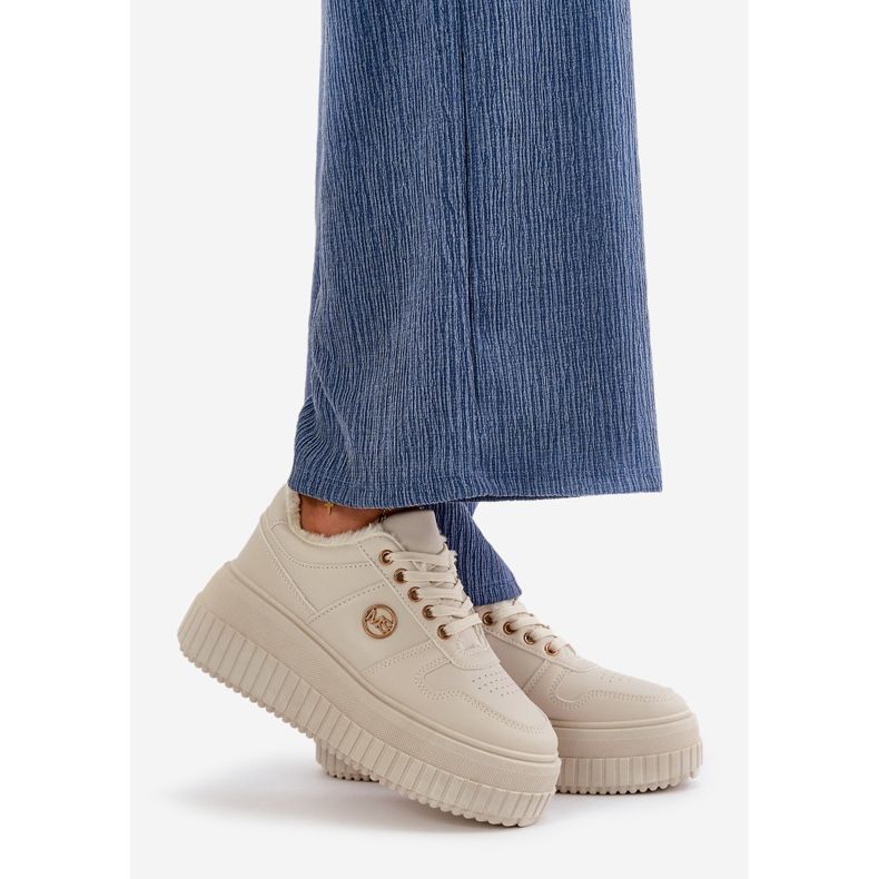 Isolerade sportsneakers för kvinnor med en tjock sula, Beige Verissha 1