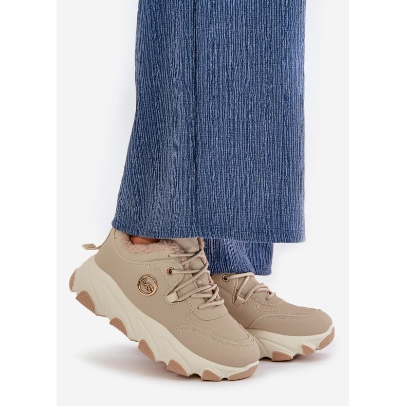 Isolerade sportskor med snörning för kvinnor på plattformen, beige, vit 1