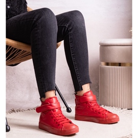 Röda high-top sneakers gjorda av Bonbonita eco-läder 2