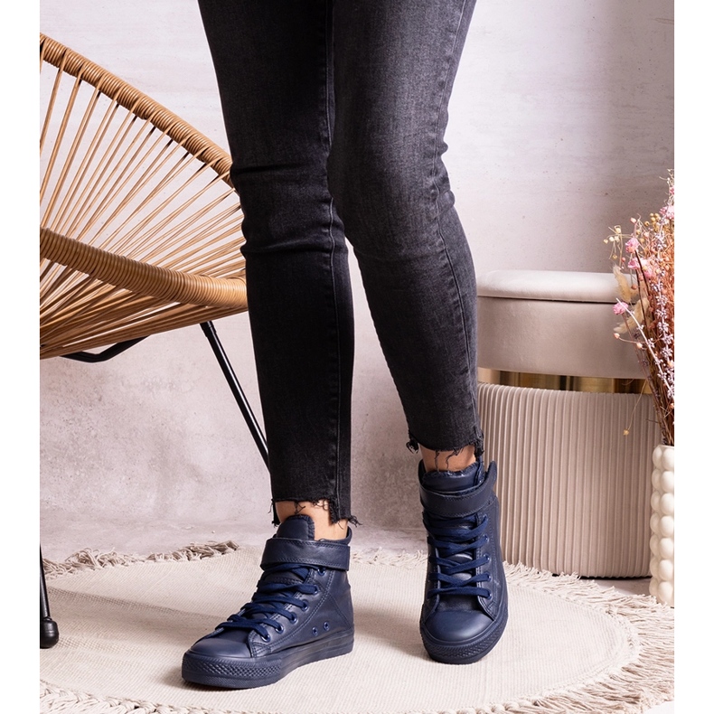 Marinblå high-top sneakers gjorda av Bonbonita eco-läder 1