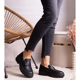 Svarta skor gjorda av Seraphin eco-läder 1