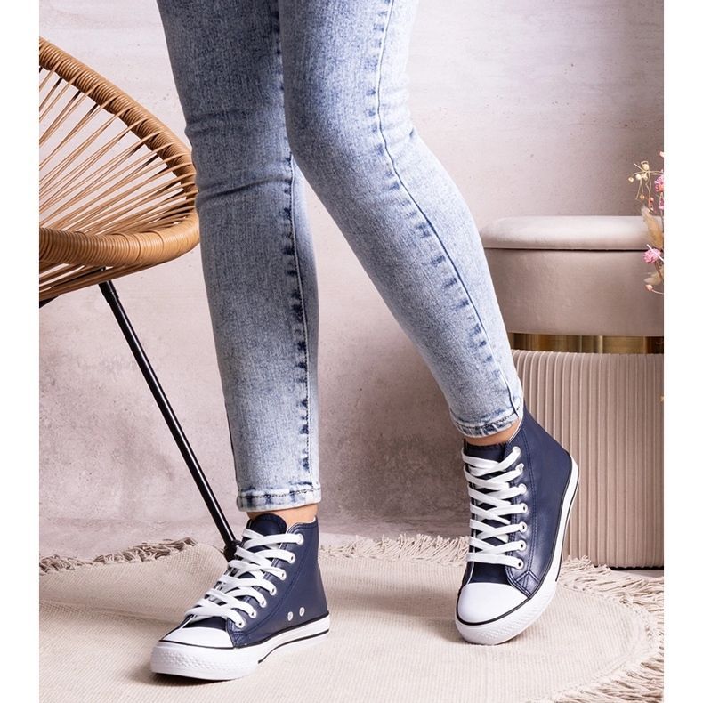 Marinblå high-top sneakers i ekologiskt läder från Boniface 1