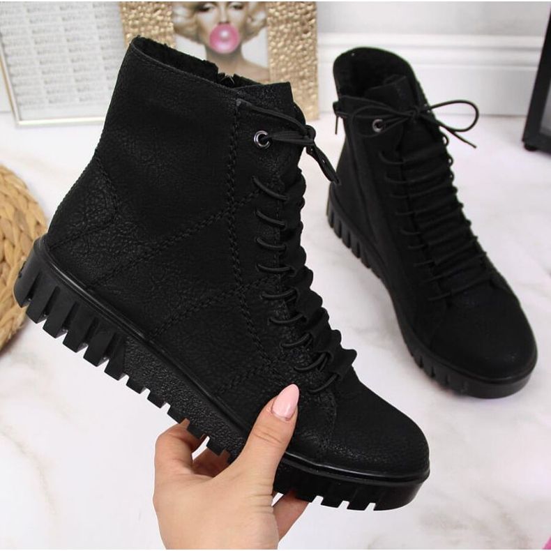 Rieker W R279B isolerade stövlar, svarta 1