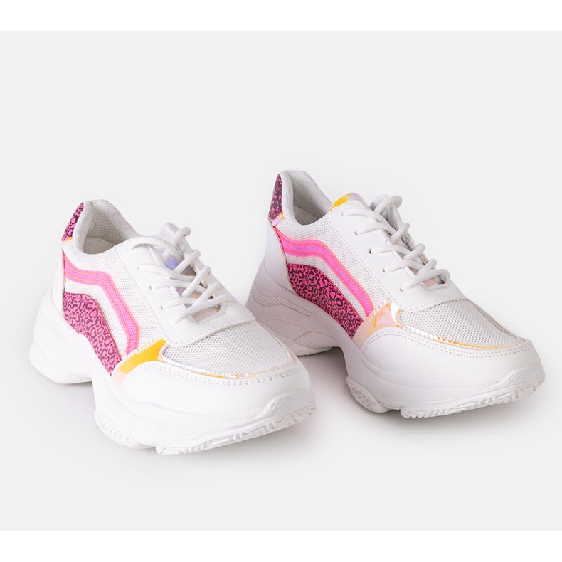 Mufeeda vita holografiska sneakers 2