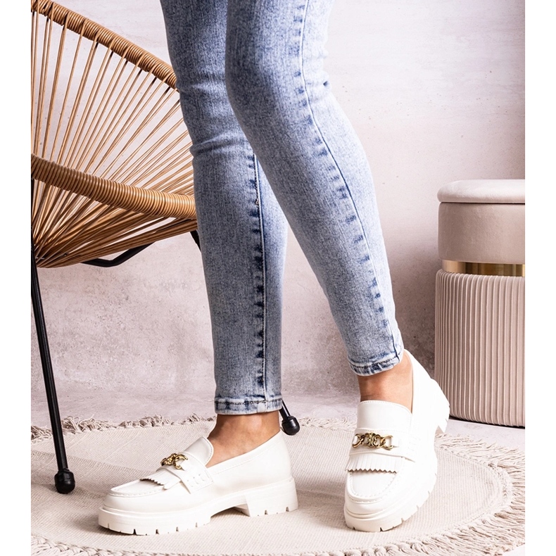 Bez marki Vita skor med guldspänne från Anielania 2