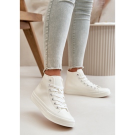 Isolerade sneakers för kvinnor gjorda av ekologiskt läder White Big Star OO274932 vit 6