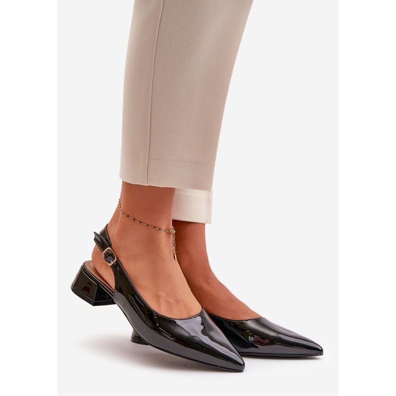 Patentsvart Anarinne Lågklackad balett med spetsiga tår 1