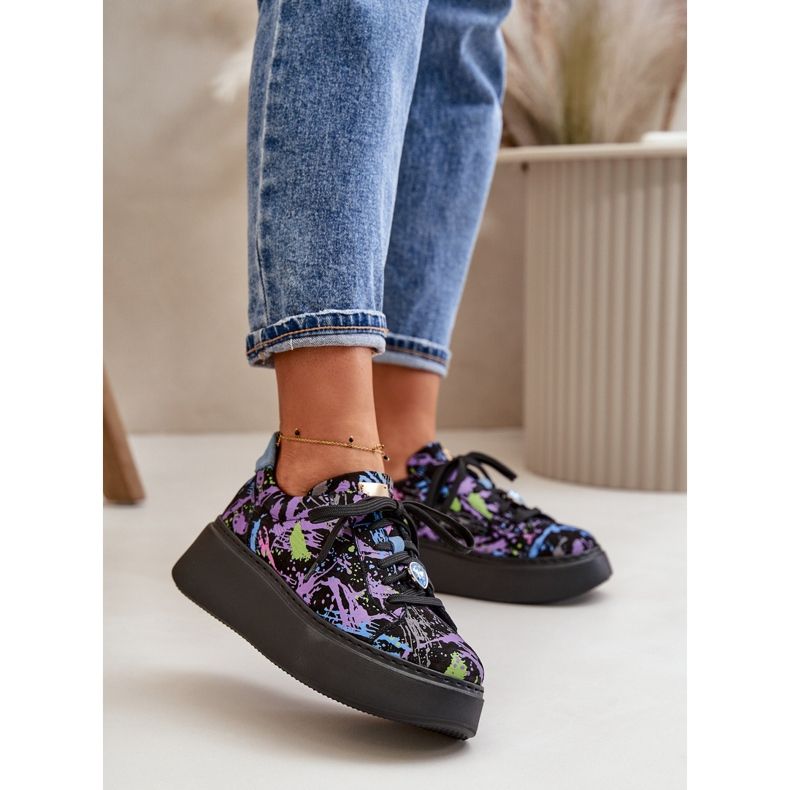 Lädersportskor på plattformen Maciejka 06191-05 Lila svart 2