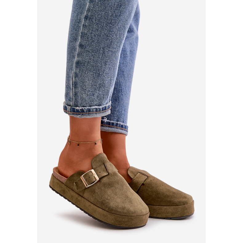 Kvinnors plattform Träfodral med guldspänne, mörkgrön Terilaina 1