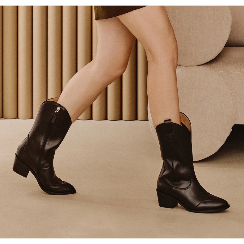 Marco Shoes Svarta cowboystövlar i äkta läder 1