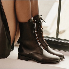 Marco Shoes Klassiska lågklackade stövlar svart 1