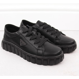 Svarta damskor i läder på plattformen Filippo DP4670 2