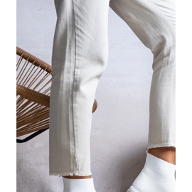 Vita sneakers från Salgado 1