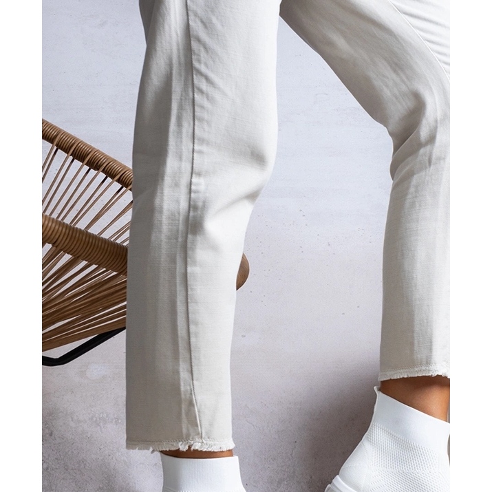 Vita sneakers från Salgado 1