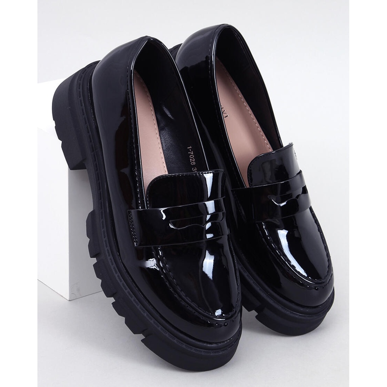 Gladieu Black patent loafers svart 1