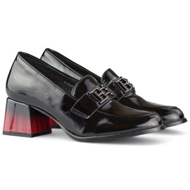 Svarta lackskor med bekväm klack, dampumps 1