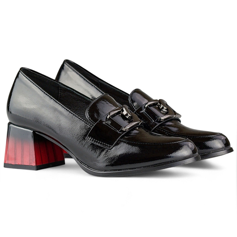 Svarta eleganta damskor med röd klack, pumps i lackläder 1