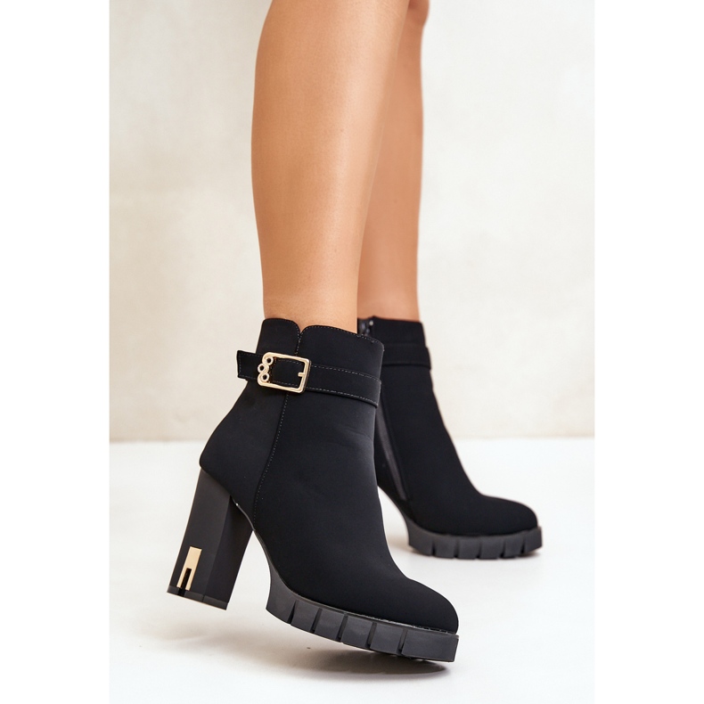 Isolerade damstövlar med guldspänne, svart Taitra 2