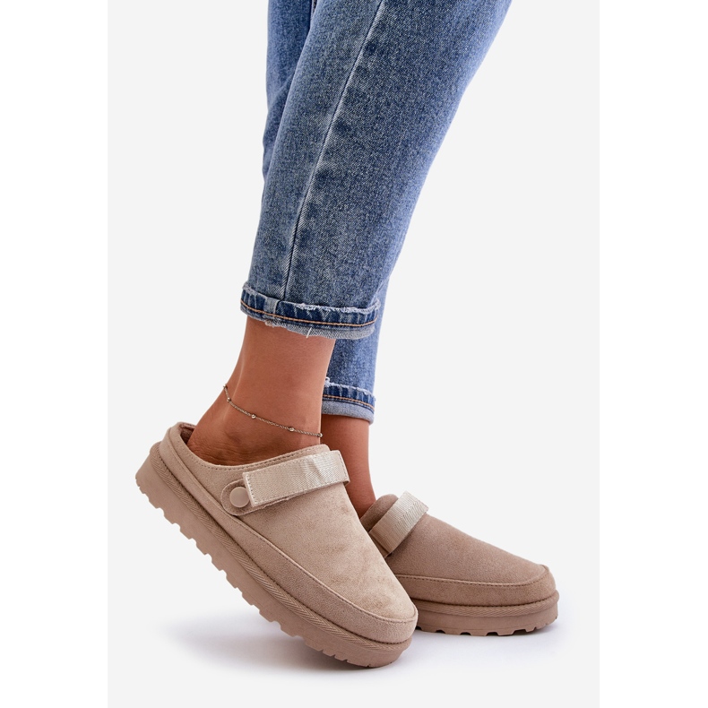 Beige damflip-flops med pälsfoder på plattformen Azida 1