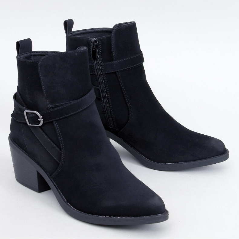 Slug svarta cowboystövlar med låg klack 1