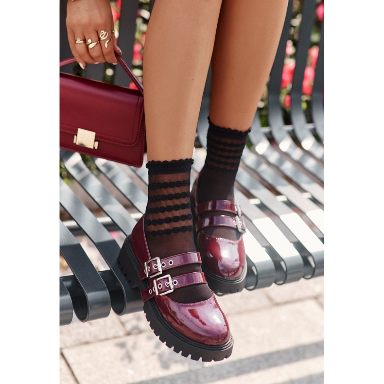 Damskor med remmar Patent Burgundy Terione röd 2