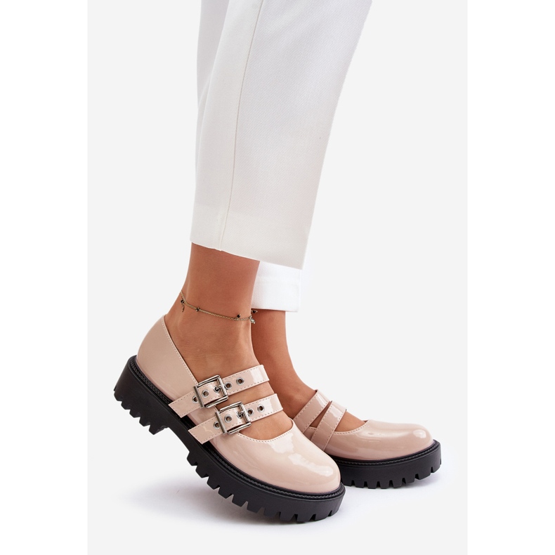 Damskor med patentbeige remmar Terione 1