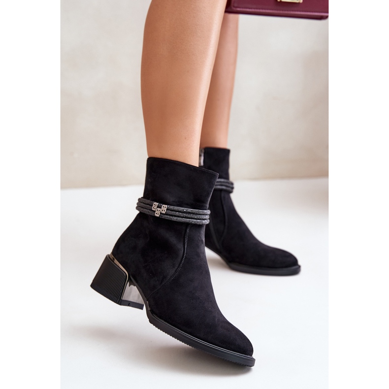 S.Barski Isolerade damstövlar på låga klackar med dekorativa remmar D&amp;A MR880-027 Svart 2