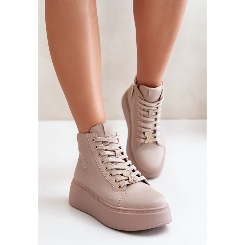 Höga lädersneakers för kvinnor på plattformen Vinceza 66707 Beige 1