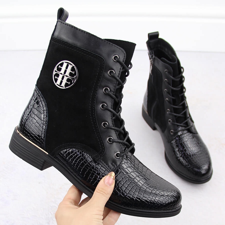 Svarta lackstövlar för dam Filippo DBT4917 1