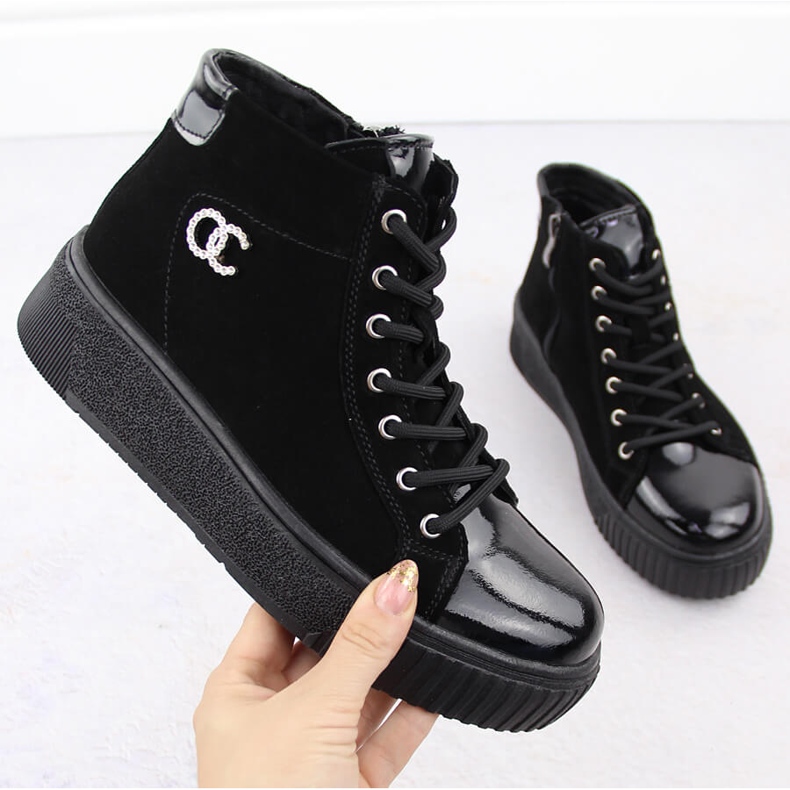 Filippo DBT6483 damsneakers i svart läder 1