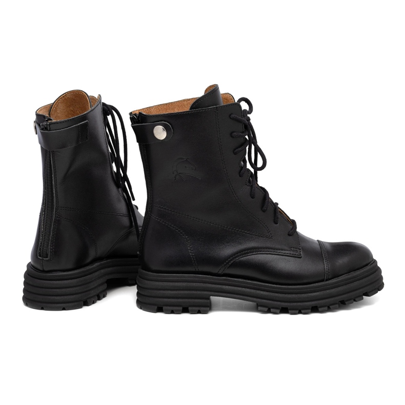 Svarta läderväskor för kvinnor Butdam WOR1 1