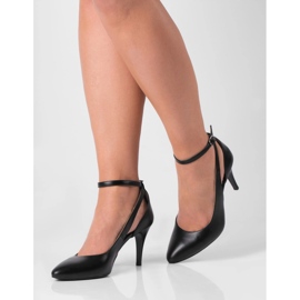 BUTDAM Livia dans höga klackar med svart rem runt ankeln 1