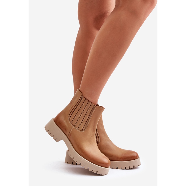 Slip-on stövlar för kvinnor på en platt klack Läder Lewski 3611 Brun 1