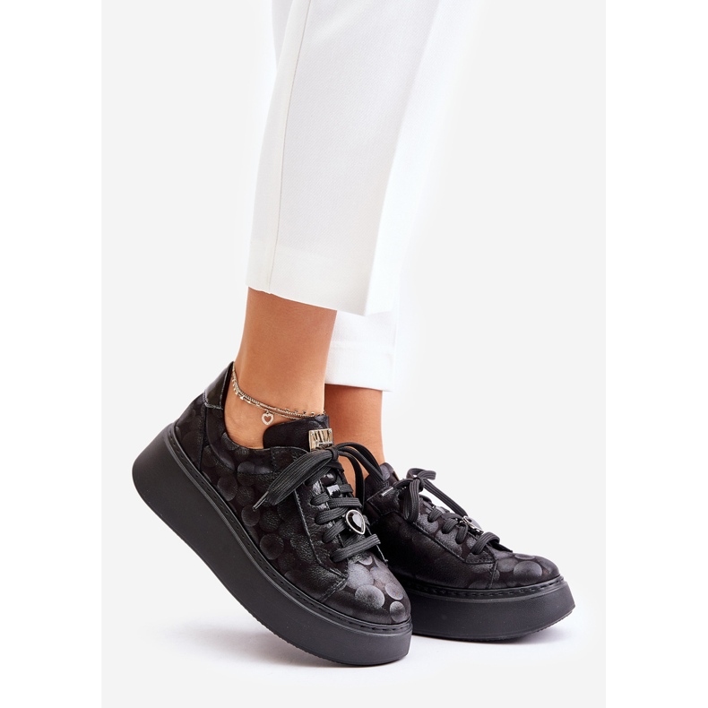 Lädersportskor på plattformen Maciejka 06191-42 Svart 1