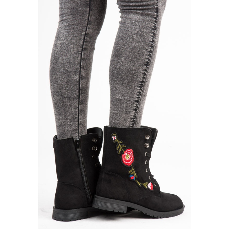 Sport Broderade mockaväskor svart 2