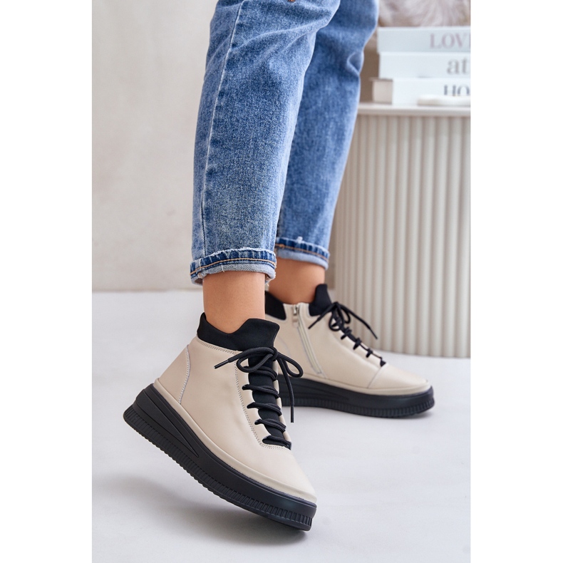 Lätta sportskor i läder på Artiker-plattformen 55C0554 Beige 2