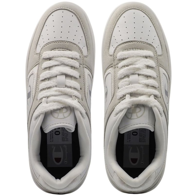 Champion Foul Play PLat Velour Low Cut S11702 ES002 skor beige 1