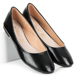 W. Potocki Lackerade ballerinor svart 1