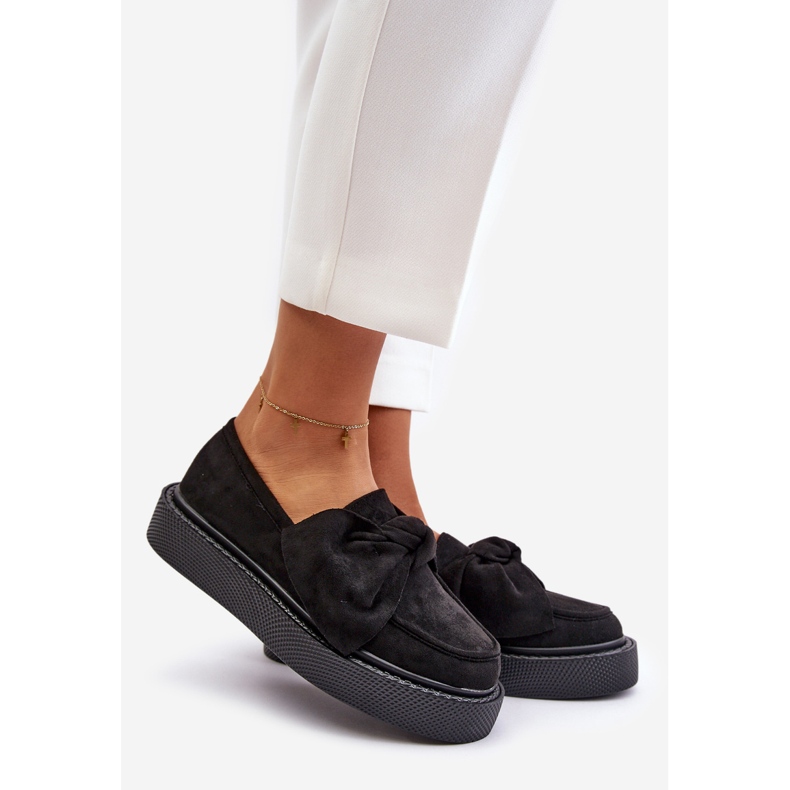 Kvinnors Mockasiner På En Plattform Med En Rosett, Svart Naivin 1